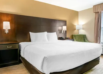 Quality Inn & Suites Monroe hotel thumbnail 8