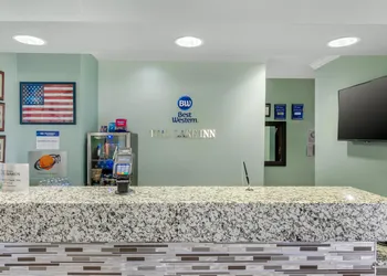 Best Western Teal Lake Inn hotel thumbnail 3