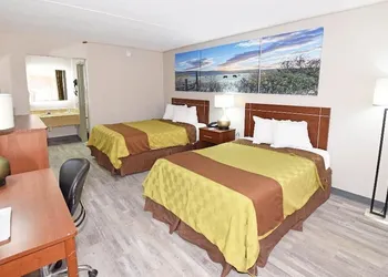 Days Inn by Wyndham Midland hotel thumbnail 6