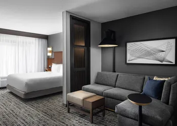 Hyatt Place El Paso Airport hotel thumbnail 8