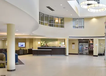 Holiday Inn Canton (Belden Village) by IHG hotel thumbnail 4