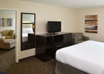 Holiday Inn Youngstown South by IHG hotel thumbnail 8