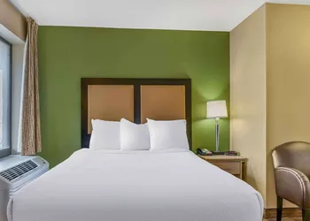 Extended Stay America Select Suites Detroit Ann Arbor Univ S hotel thumbnail 3