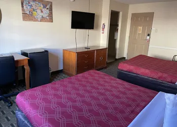 Econo Lodge Kalamazoo near Wings Stadium hotel thumbnail 7