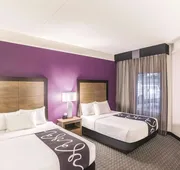 La Quinta Inn & Suites by Wyndham Flagstaff hotel detail image 4