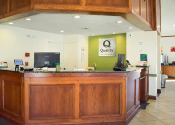 Quality Inn and Suites Garden of the Gods hotel thumbnail 4