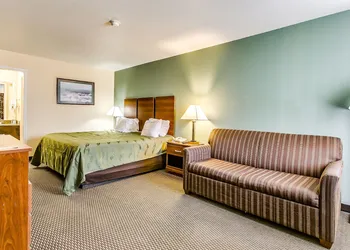 Baymont by Wyndham Willow Park hotel thumbnail 4
