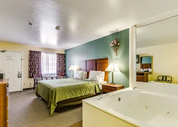 Baymont by Wyndham Willow Park hotel thumbnail 5