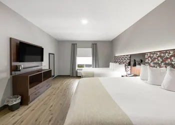 Hawthorn Extended Stay by Wyndham College Station hotel thumbnail 5