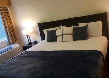 FairBridge Inn & Suites Sunnyside hotel thumbnail 6