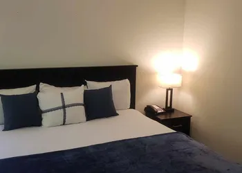 FairBridge Inn & Suites Sunnyside hotel thumbnail 7