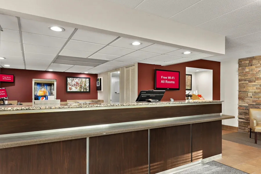Red Roof Inn Cleveland - Westlake hotel detail image 2