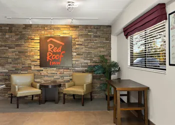 Red Roof Inn Cleveland - Westlake hotel thumbnail 5