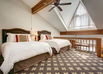 The Highlands at Harbor Springs hotel thumbnail 2
