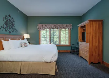 The Highlands at Harbor Springs hotel thumbnail 5