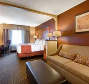 Best Western Plus Deer Park Hotel & Suites hotel detail image 7