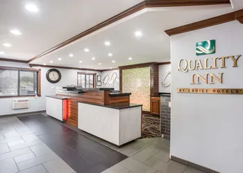 Quality Inn Cedar Rapids South hotel thumbnail 3