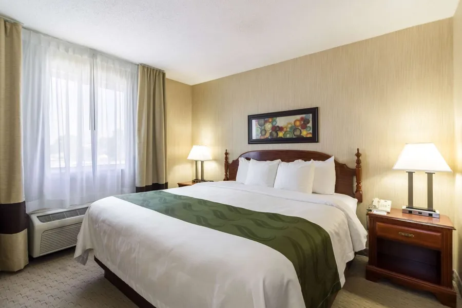 Quality Inn Marshall near University hotel detail image 6