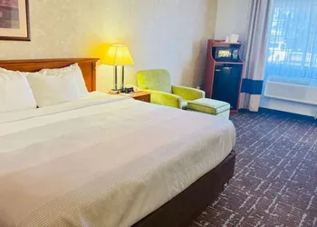 Quality Inn Marshall near University hotel thumbnail 7