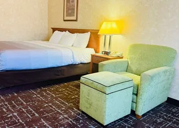 Quality Inn Marshall near University hotel thumbnail 8