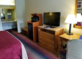 FairBridge Inn Express Natchez hotel thumbnail 8