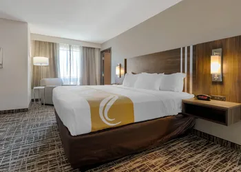 Quality Inn St. Cloud West hotel thumbnail 6