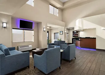 Comfort Suites University Las Cruces hotel thumbnail 5