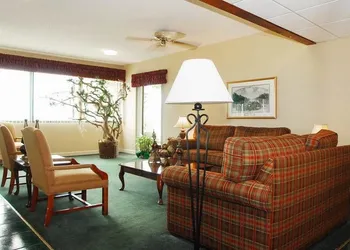 Quality Inn Mullins - Marion hotel thumbnail 8