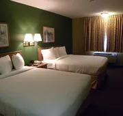 New Victorian Inn and Suites hotel detail image 7