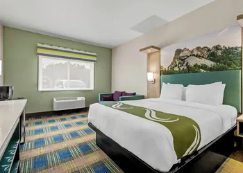 Quality Inn Brookings - University hotel thumbnail 4