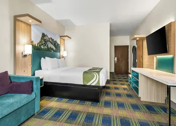 Quality Inn Brookings - University hotel thumbnail 5
