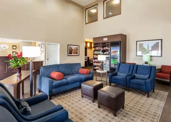 Comfort Suites Lincoln North hotel thumbnail 7