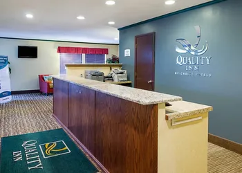 Quality Inn Princeton hotel thumbnail 2
