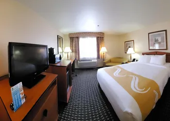 Quality Inn Cheyenne I-25 South hotel thumbnail 4