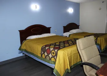 Relax Inn hotel thumbnail 4