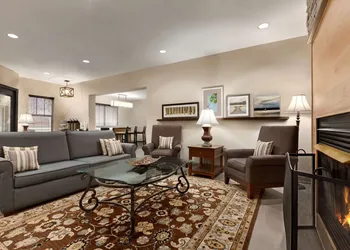 Country Inn & Suites by Radisson, Dalton, GA hotel thumbnail 3