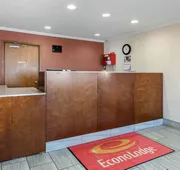 Econo Lodge Lexington Southeast hotel detail image 3