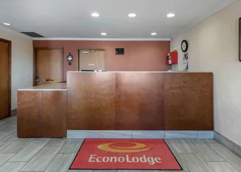 Econo Lodge Lexington Southeast hotel thumbnail 4