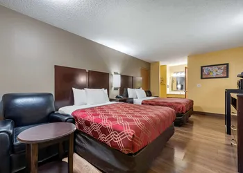 Econo Lodge Lexington Southeast hotel thumbnail 8