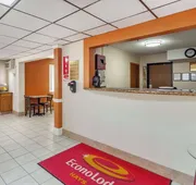 Econo Lodge Hays I-70 hotel detail image 3