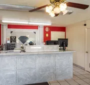 Econo Lodge & Suites Brinkley hotel detail image 4