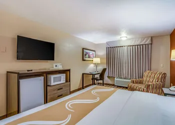 Quality Inn Hastings hotel thumbnail 8