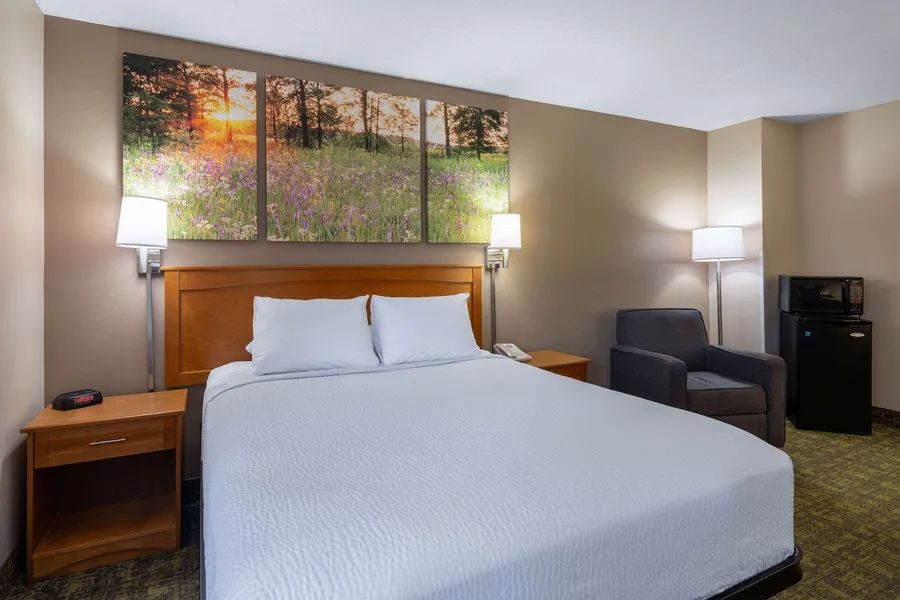 Days Inn & Suites by Wyndham Madison hotel detail image 6