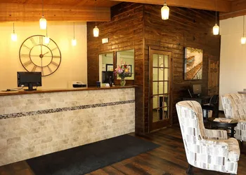 Northern Lights Inn Rugby hotel thumbnail 2