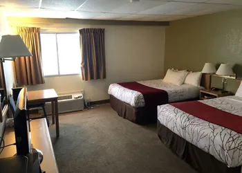 Northern Lights Inn Rugby hotel thumbnail 4