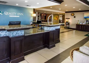 Quality Inn Deming hotel thumbnail 6