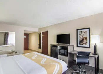 Quality Inn near University of Mobile hotel thumbnail 6