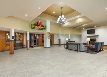 Best Western Plus York Hotel & Conference Center hotel thumbnail 5