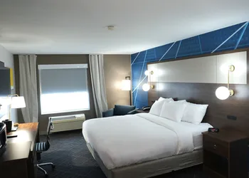 Comfort Inn & Suites Ogallala hotel thumbnail 4