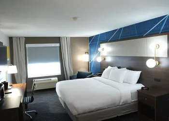 Comfort Inn & Suites Ogallala hotel thumbnail 4